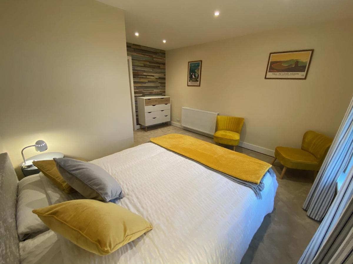 Noddfa Farm Guest House Haverfordwest Eksteriør bilde