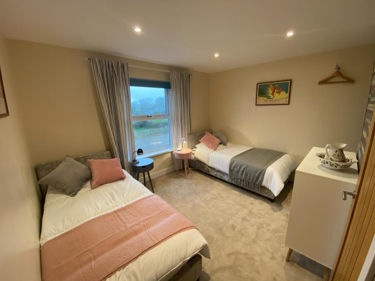 Noddfa Farm Guest House Haverfordwest Eksteriør bilde